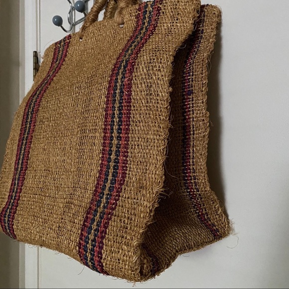 SOLD Vintage burlap tote, market, beach bag with handles - Picture 5 of 5